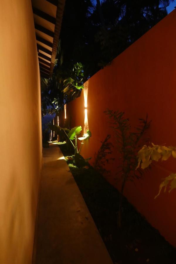 Barefoot Backpackers Hostel Dikwella Sur Exterior foto