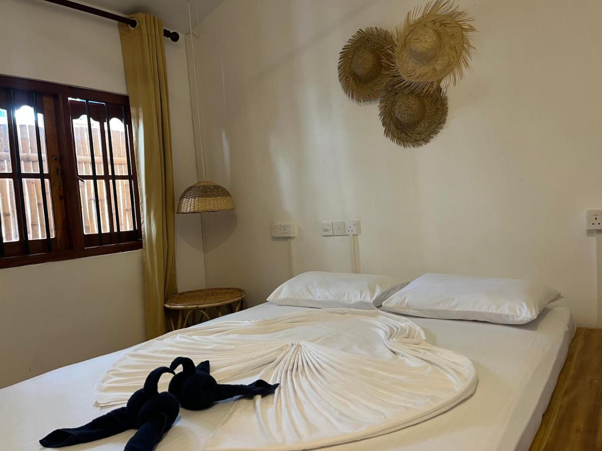 Barefoot Backpackers Hostel Dikwella Sur Exterior foto
